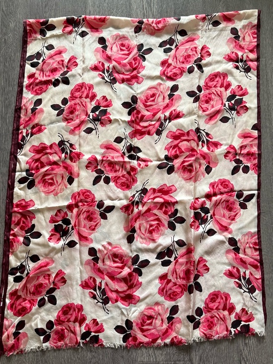 kate spade Accessories - Kate Spade 100% Silk Rose Print Scarf
